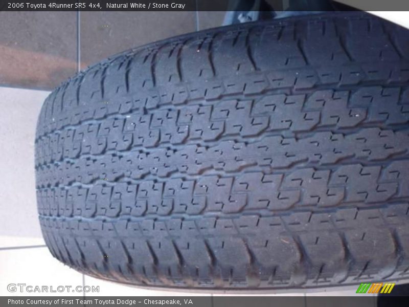 Natural White / Stone Gray 2006 Toyota 4Runner SR5 4x4