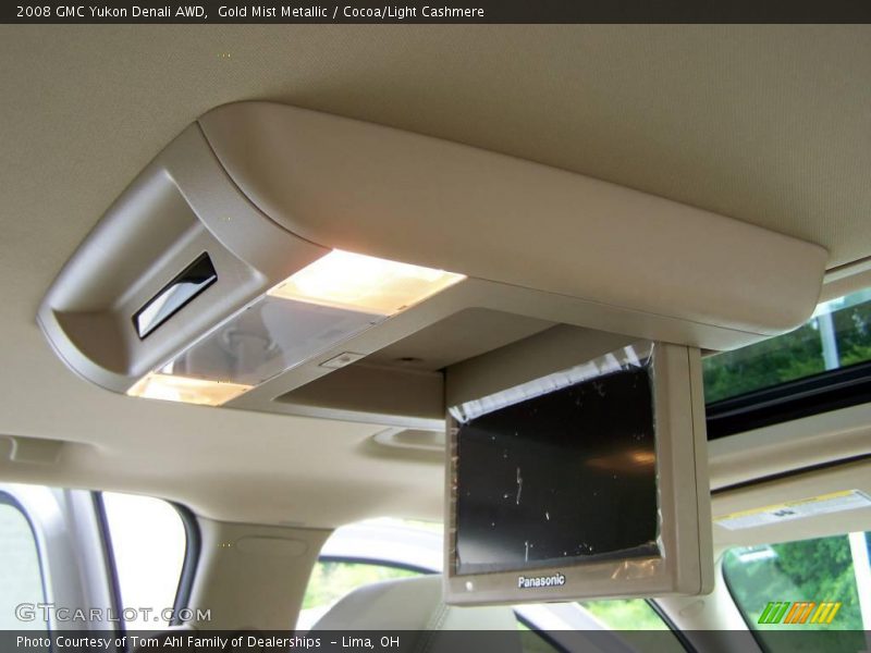 Gold Mist Metallic / Cocoa/Light Cashmere 2008 GMC Yukon Denali AWD