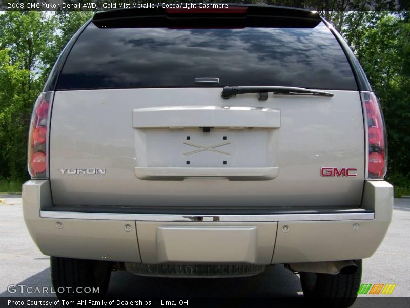 Gold Mist Metallic / Cocoa/Light Cashmere 2008 GMC Yukon Denali AWD