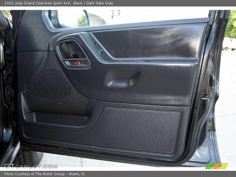 Black / Dark Slate Gray 2002 Jeep Grand Cherokee Sport 4x4