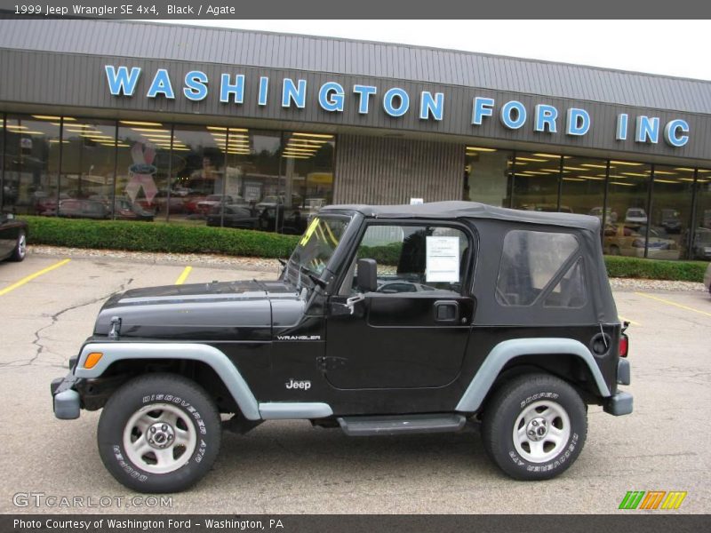 Black / Agate 1999 Jeep Wrangler SE 4x4