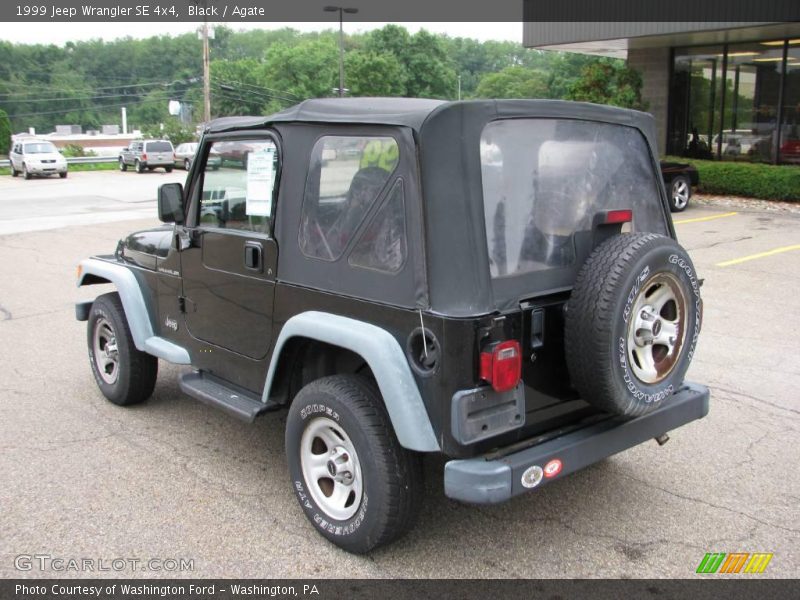 Black / Agate 1999 Jeep Wrangler SE 4x4