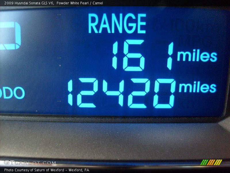 Powder White Pearl / Camel 2009 Hyundai Sonata GLS V6