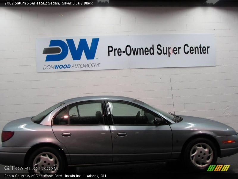 Silver Blue / Black 2002 Saturn S Series SL2 Sedan