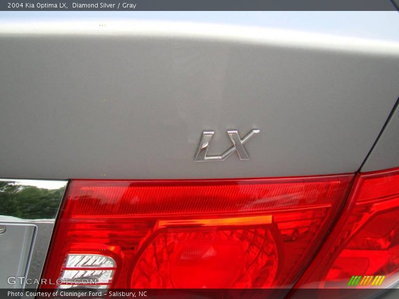 Diamond Silver / Gray 2004 Kia Optima LX