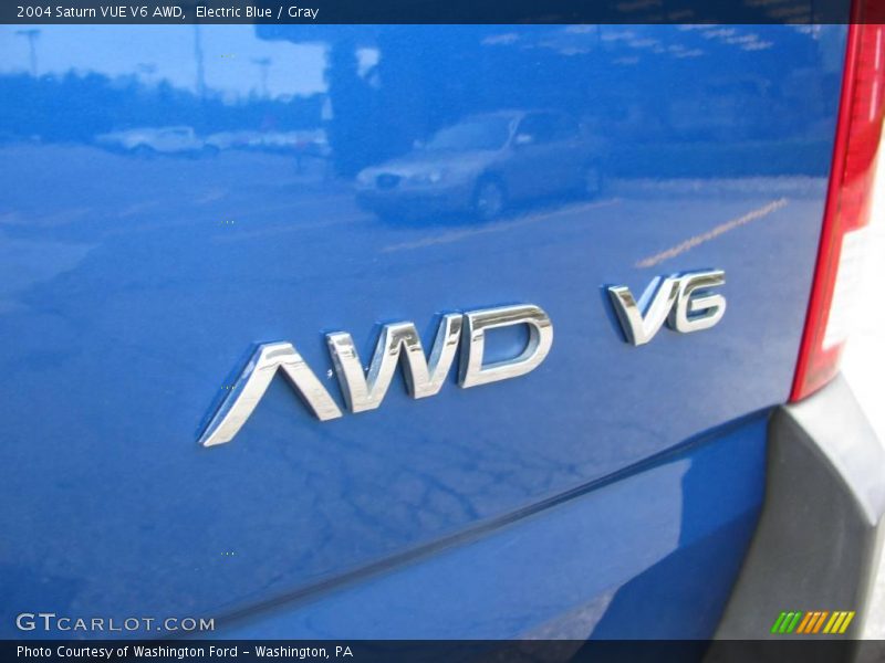 Electric Blue / Gray 2004 Saturn VUE V6 AWD