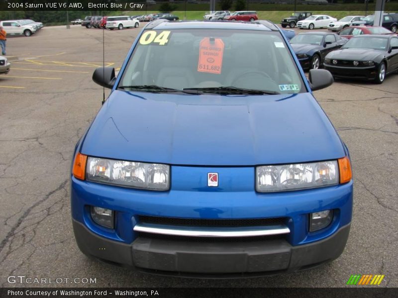Electric Blue / Gray 2004 Saturn VUE V6 AWD