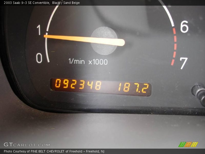 Black / Sand Beige 2003 Saab 9-3 SE Convertible