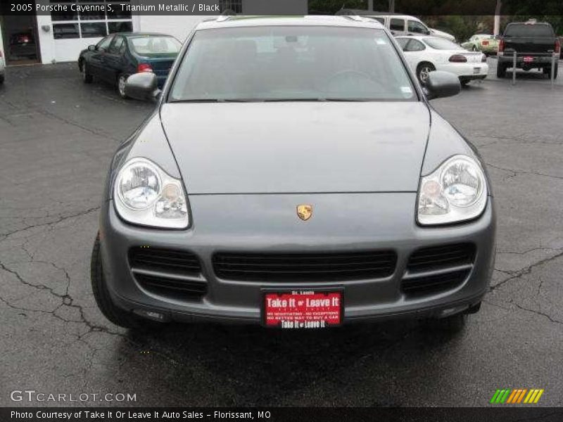 Titanium Metallic / Black 2005 Porsche Cayenne S