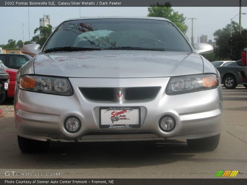 Galaxy Silver Metallic / Dark Pewter 2002 Pontiac Bonneville SLE