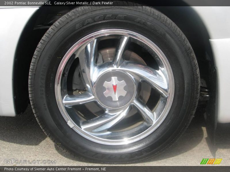 Galaxy Silver Metallic / Dark Pewter 2002 Pontiac Bonneville SLE