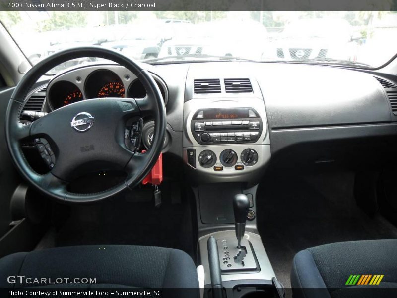 Super Black / Charcoal 2003 Nissan Altima 3.5 SE