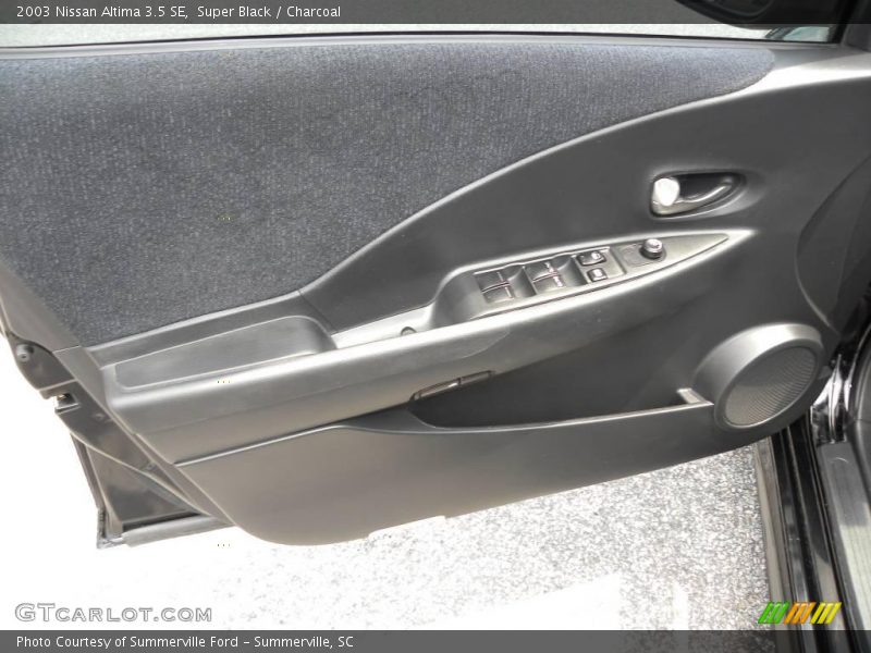 Super Black / Charcoal 2003 Nissan Altima 3.5 SE