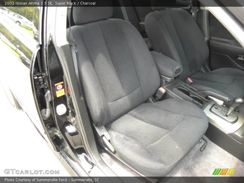 Super Black / Charcoal 2003 Nissan Altima 3.5 SE