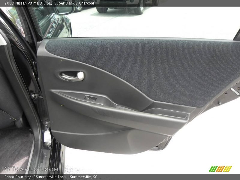 Super Black / Charcoal 2003 Nissan Altima 3.5 SE