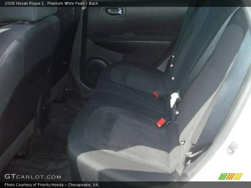 Phantom White Pearl / Black 2008 Nissan Rogue S