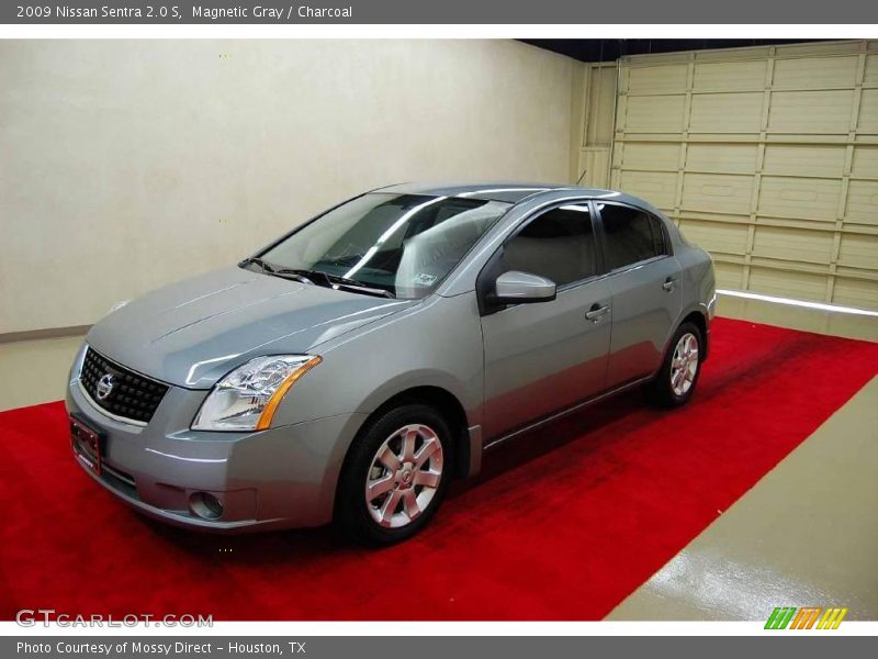 Magnetic Gray / Charcoal 2009 Nissan Sentra 2.0 S