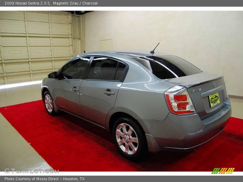 Magnetic Gray / Charcoal 2009 Nissan Sentra 2.0 S