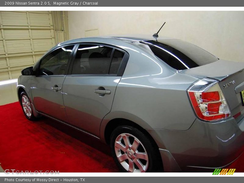Magnetic Gray / Charcoal 2009 Nissan Sentra 2.0 S