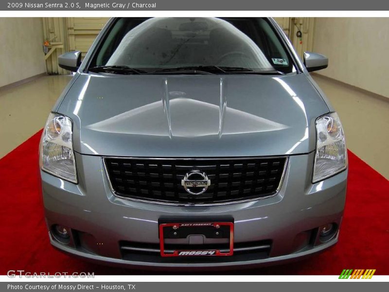 Magnetic Gray / Charcoal 2009 Nissan Sentra 2.0 S