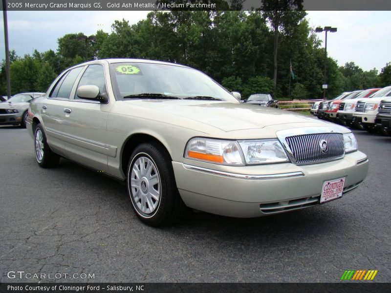 Gold Ash Metallic / Medium Parchment 2005 Mercury Grand Marquis GS