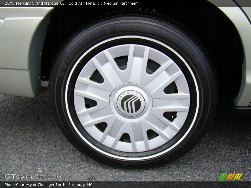 Gold Ash Metallic / Medium Parchment 2005 Mercury Grand Marquis GS