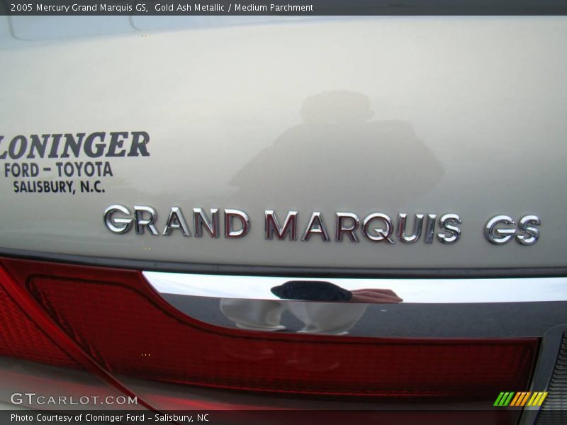 Gold Ash Metallic / Medium Parchment 2005 Mercury Grand Marquis GS