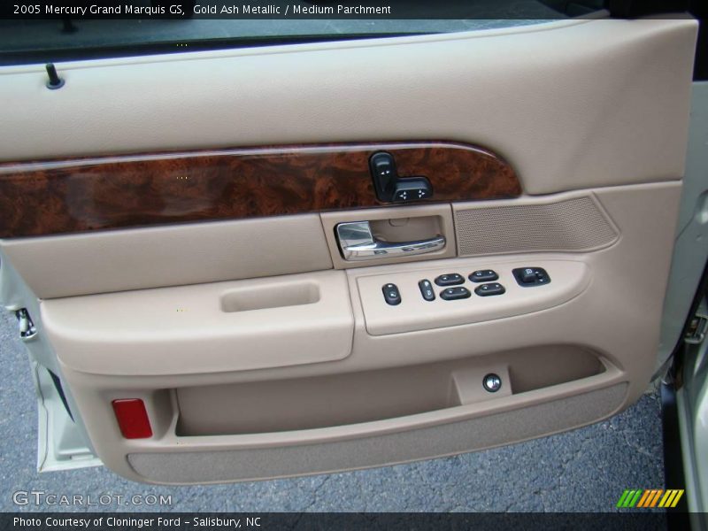 Gold Ash Metallic / Medium Parchment 2005 Mercury Grand Marquis GS