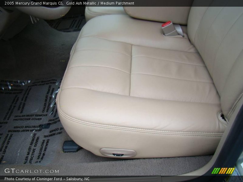 Gold Ash Metallic / Medium Parchment 2005 Mercury Grand Marquis GS