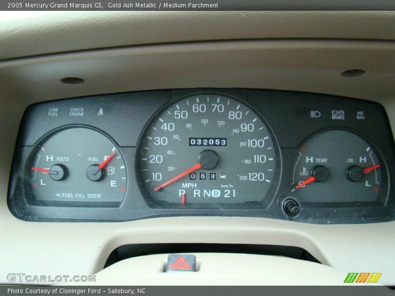 Gold Ash Metallic / Medium Parchment 2005 Mercury Grand Marquis GS