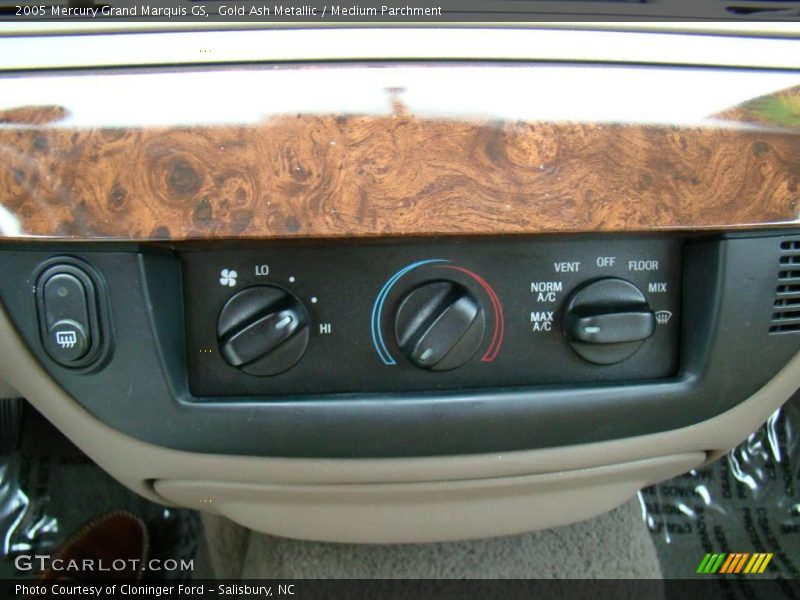 Gold Ash Metallic / Medium Parchment 2005 Mercury Grand Marquis GS