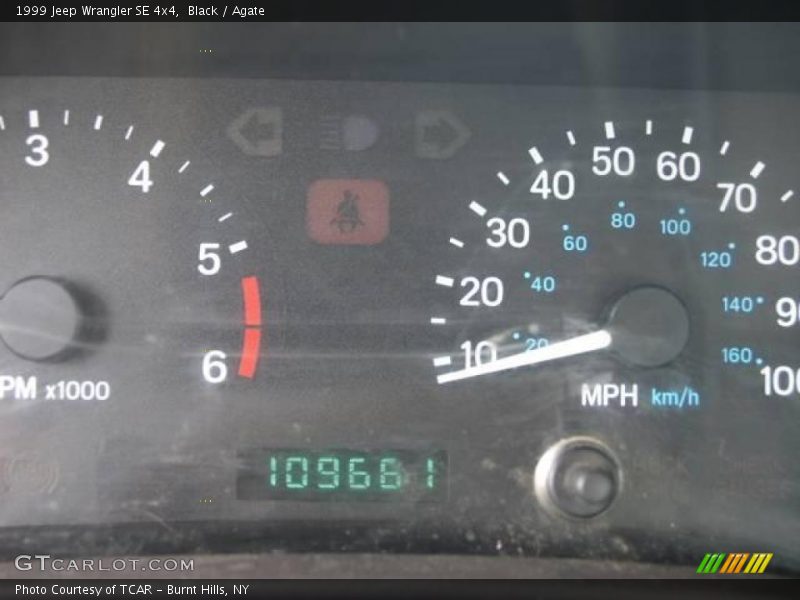 Black / Agate 1999 Jeep Wrangler SE 4x4