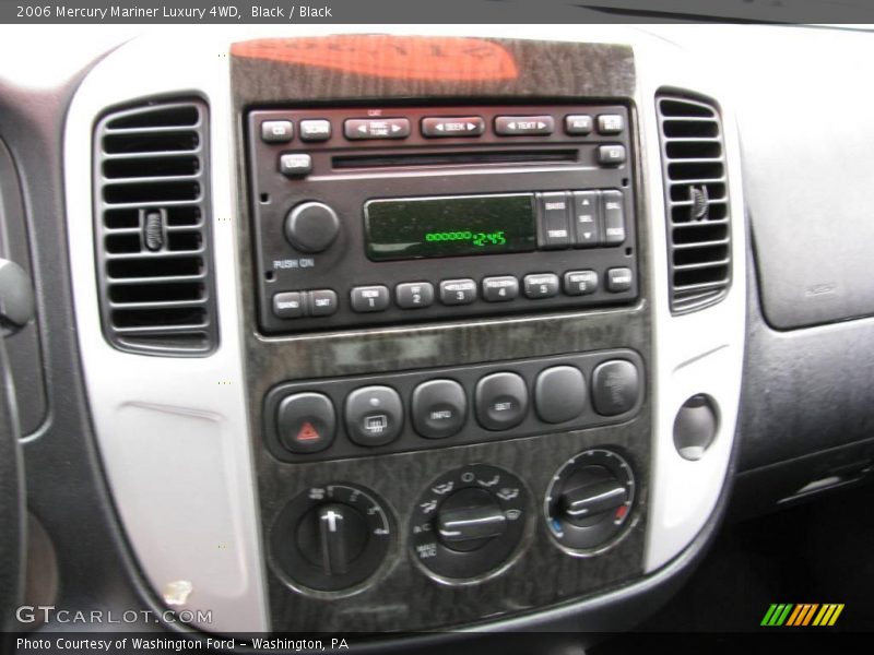 Black / Black 2006 Mercury Mariner Luxury 4WD