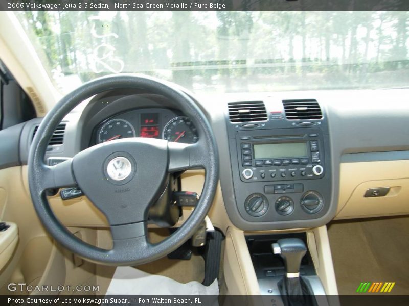 North Sea Green Metallic / Pure Beige 2006 Volkswagen Jetta 2.5 Sedan