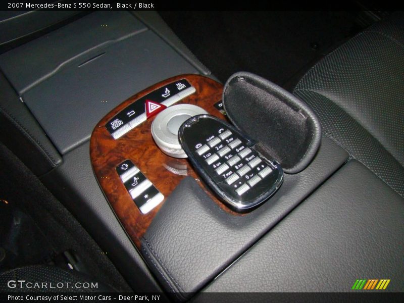 Black / Black 2007 Mercedes-Benz S 550 Sedan