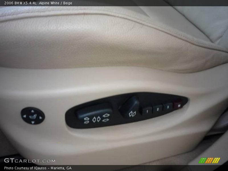 Alpine White / Beige 2006 BMW X5 4.4i