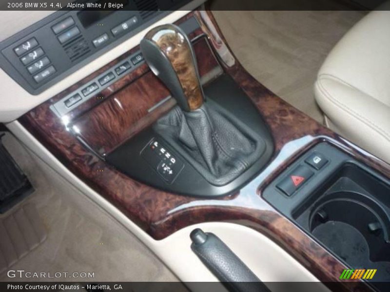 Alpine White / Beige 2006 BMW X5 4.4i