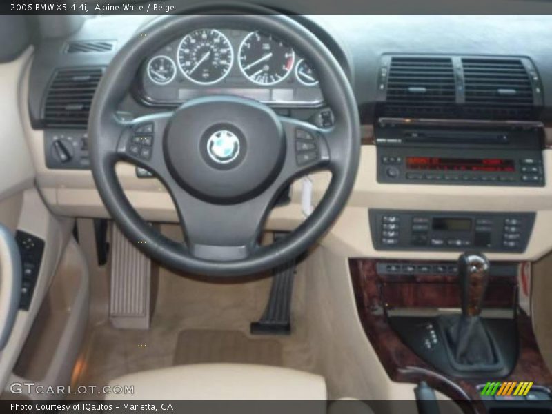 Alpine White / Beige 2006 BMW X5 4.4i