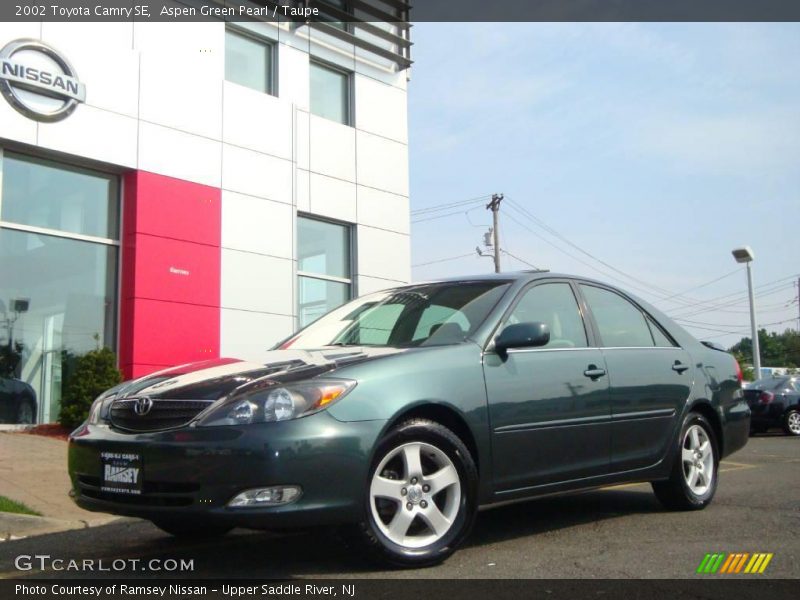 Aspen Green Pearl / Taupe 2002 Toyota Camry SE