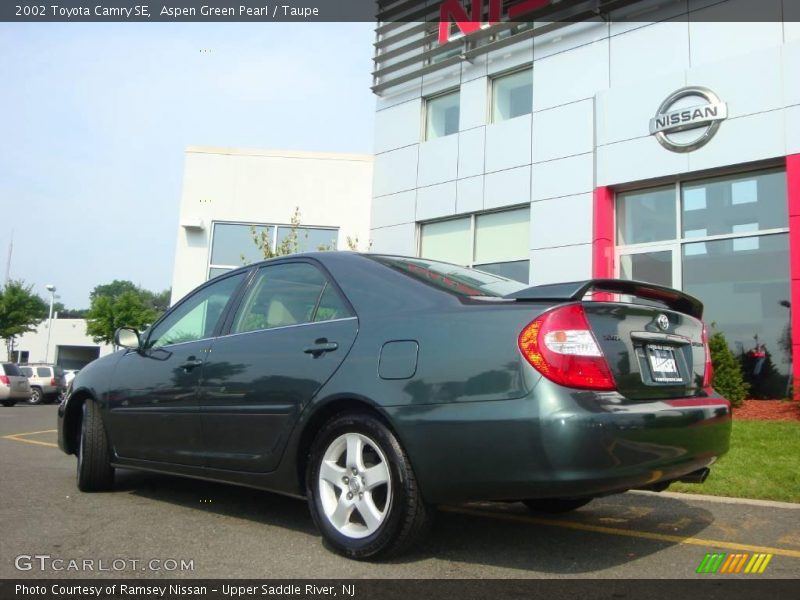Aspen Green Pearl / Taupe 2002 Toyota Camry SE