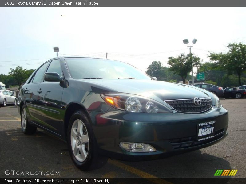Aspen Green Pearl / Taupe 2002 Toyota Camry SE