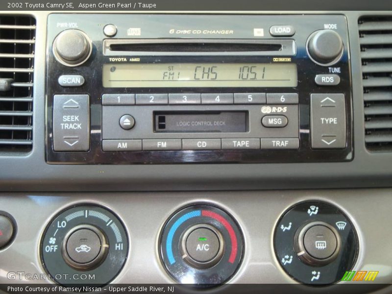 Aspen Green Pearl / Taupe 2002 Toyota Camry SE