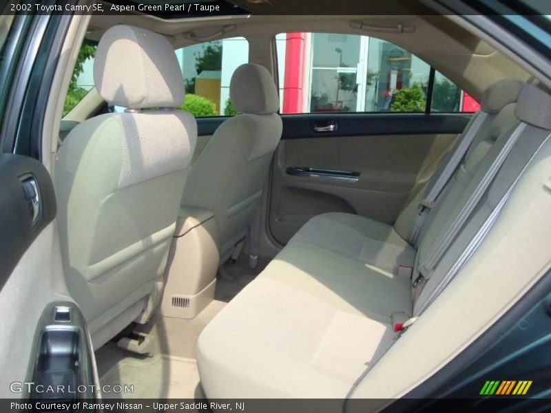 Aspen Green Pearl / Taupe 2002 Toyota Camry SE