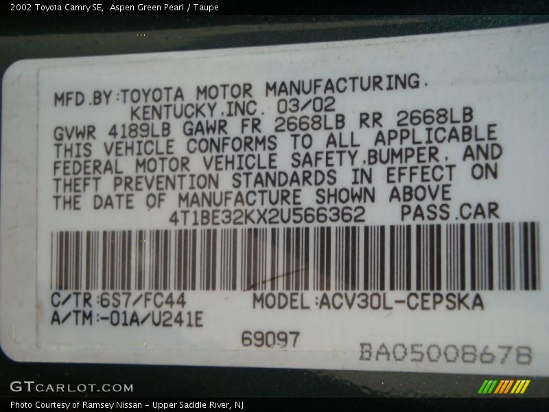 Aspen Green Pearl / Taupe 2002 Toyota Camry SE