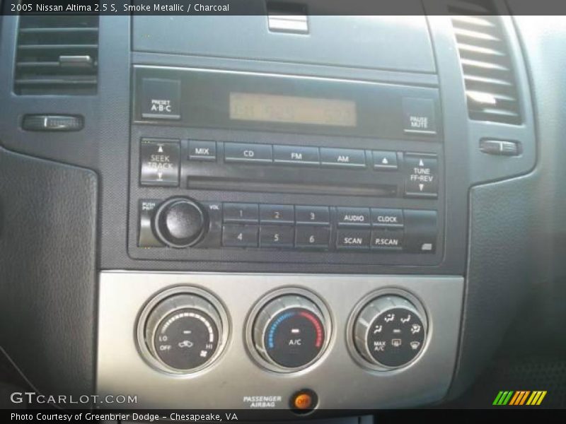 Smoke Metallic / Charcoal 2005 Nissan Altima 2.5 S