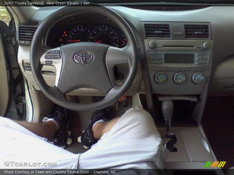 Aloe Green Metallic / Ash 2007 Toyota Camry LE