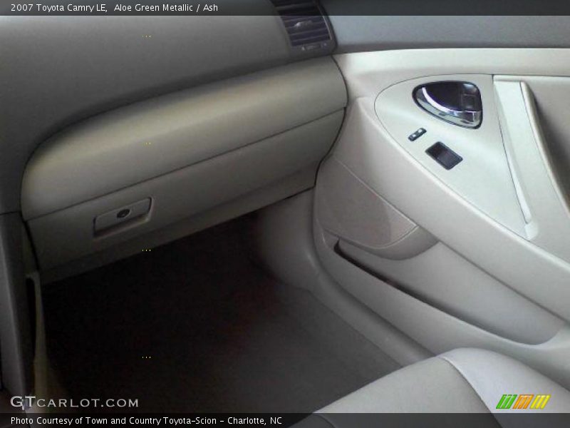Aloe Green Metallic / Ash 2007 Toyota Camry LE