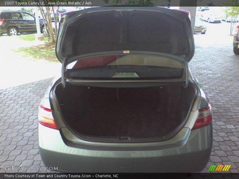 Aloe Green Metallic / Ash 2007 Toyota Camry LE