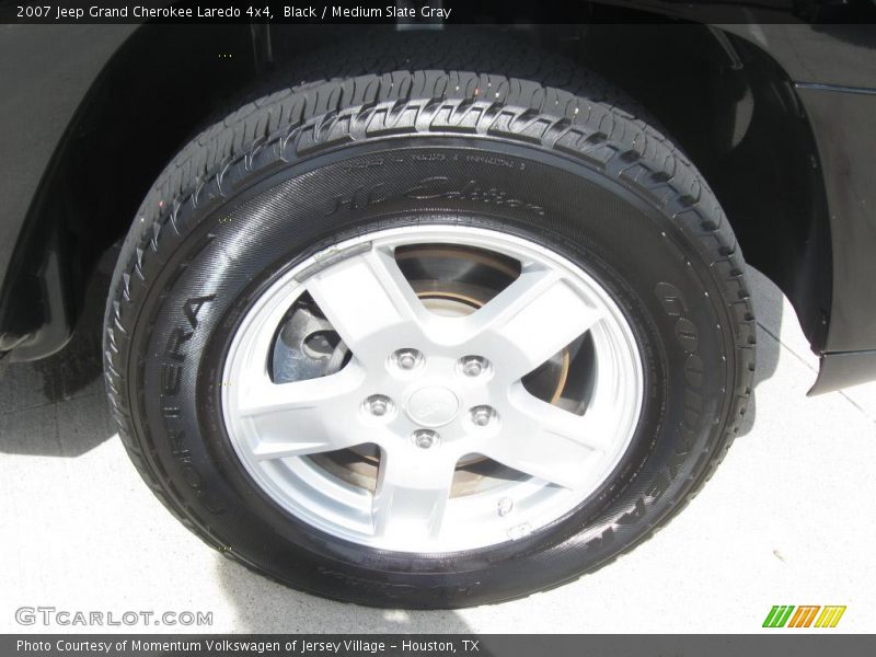 Black / Medium Slate Gray 2007 Jeep Grand Cherokee Laredo 4x4