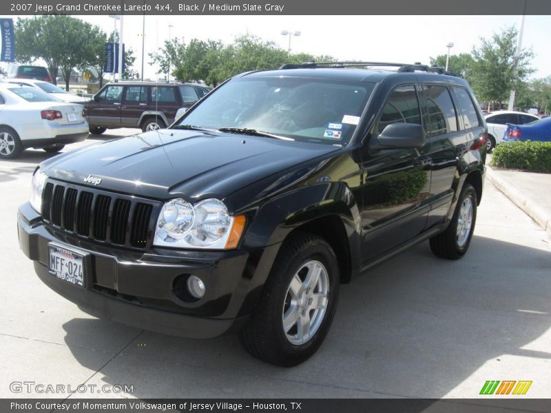 Black / Medium Slate Gray 2007 Jeep Grand Cherokee Laredo 4x4